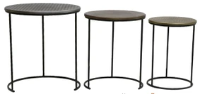 שלישיית שולחנות קפה עגולים ממתכת בשילוב עץ Tudo Design דגם סמדי