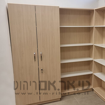 ארון של ספריה