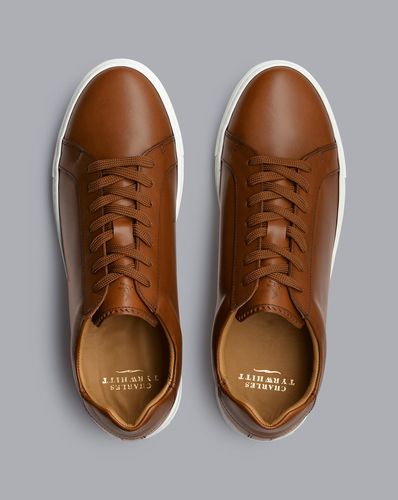נעל ספורטיבית חומה -Dark tan leather trainer