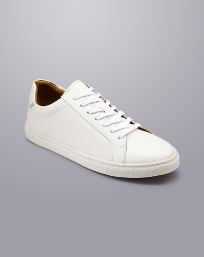 נעל ספורטיבית לבנה - White leather trainer
