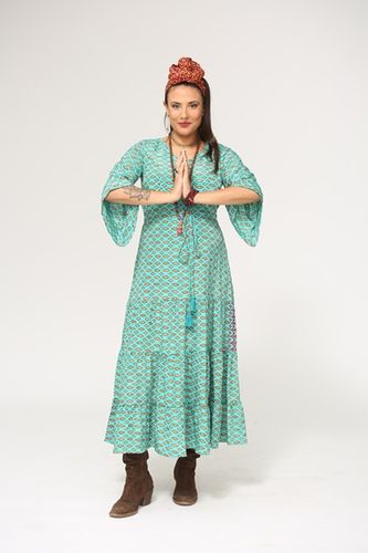 שמלת פיות plus size
