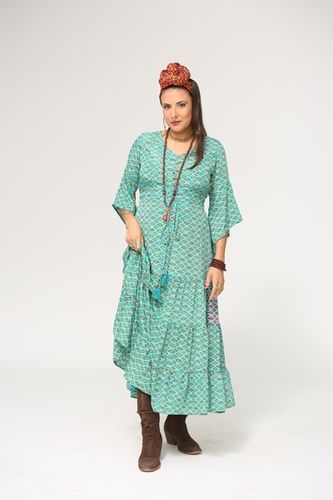 שמלת פיות plus size