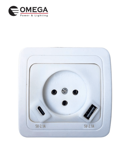 שקע כוח כולל כניסת C Type + USB