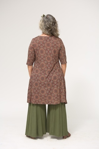 שמלת שני שרוול 3/4 מודפסת  plus size