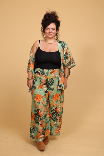 עליונית קימונו קצרה plus size