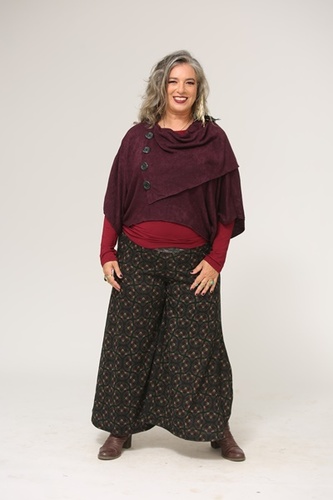 פונצ'ו קצר כפתורים plus size