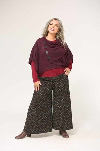 פונצ'ו קצר כפתורים plus size