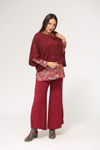 פונצ'ו קצר כפתורים plus size