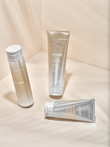 שמפו לשיער בלונדיני Brightening Shampoo - גודל 300 מ