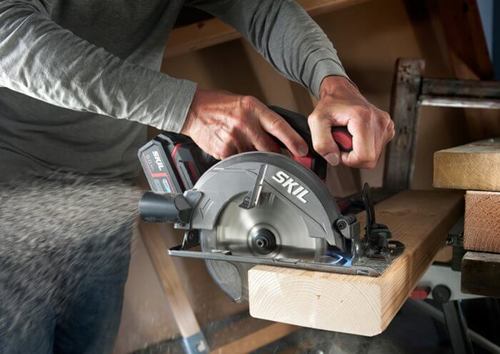 מסור עגול מקצועי Brushless + מאוורר נטען + מתאם USB + שתי סוללות 4.0Ah + מטען + תיק נשיאה 