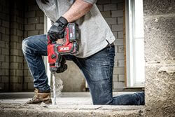 פטישון נטען 20V Brushless עד 24 מ