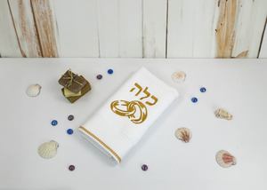 מגבות לחתן וכלה דגם כלה טבעות זהב 