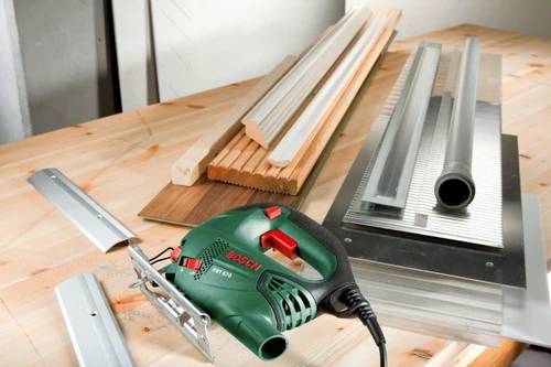 מסור אנכי חשמלי BOSCH PST 670 500W + סט 5 מסוריות מתנה