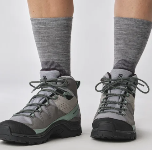 נעלי טיולים לנשים Salomon Quest Rove GTX 