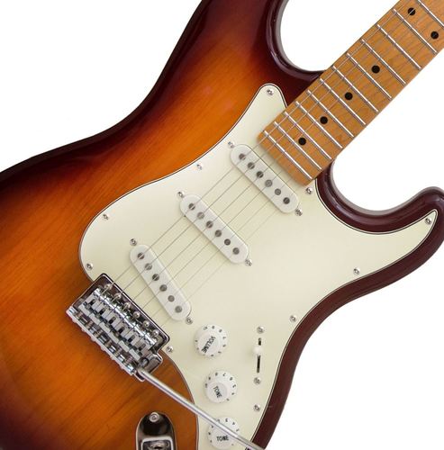 גיטרה חשמלית Budagov Strat Vintage/M-VS
