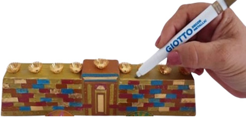 חנוכיה מבמבוק ליצירה דגם בית מקדש