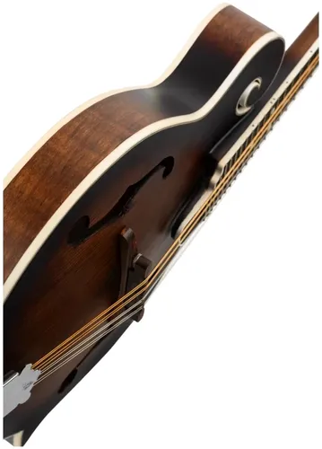 מנדולינה מסדרת Americana מדגם 30 F-Style מבית Ortega