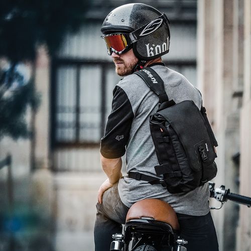 תיק רכיבה קרייגה שחור - KRIEGA SLING MESSENGER BAG