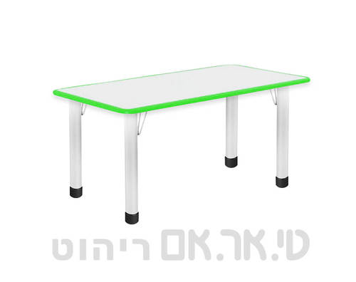 שולחן עם פלטה