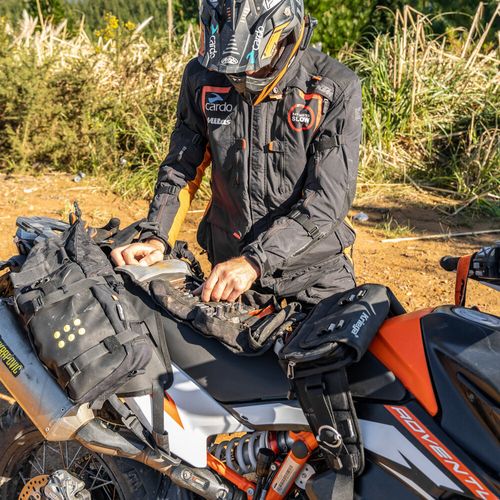 תיק מותן לכלים קרייגה שחור - KRIEGA R8 WAIST PACK