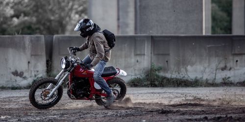 תיק רכיבה קרייגה שחור - KRIEGA SLING PRO MESSENGER BAG