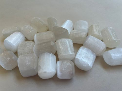הסלנייט של מיכל, SELENITE - לפתיחת יכולת החלימה והתקשור