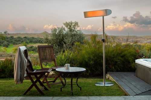 מקרן חום פרימיום במראה זכוכית לבנה אלגנטי – CAESAR Solarium CW2