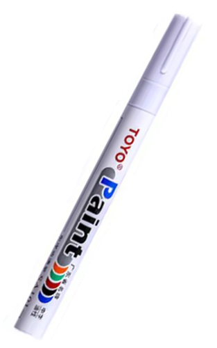 טוש לבן מטאלי/ TOYO PAINT