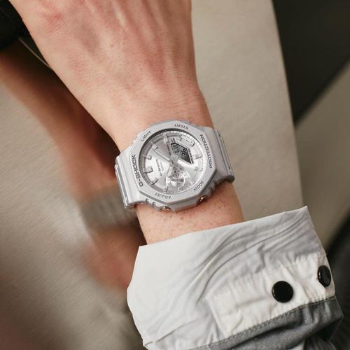 שעון יד ג’י-שוק קארבון אנלוגי דיגיטלי G-SHOCK - כסוף