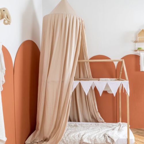 כילת תקרה מעוצבת לחדר ילדים - חום