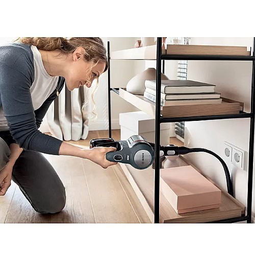 שואב אבק עומד Bosch Unlimited דגם ‏BCS711A‎