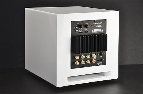 רמקול לסאב וופר מבית Omega Audio דגם encore sub 8 