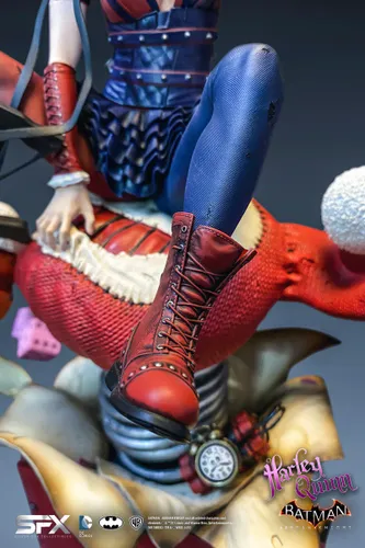 פסל אספנות גדול במהדורה מיוחדת Harley Quinn Arkham Knight 1:8 - הארלי קווין 32 ס