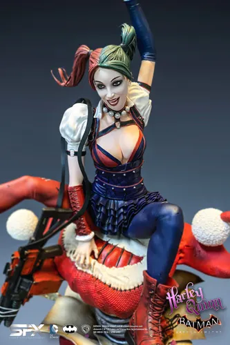 פסל אספנות גדול במהדורה מיוחדת Harley Quinn Arkham Knight 1:8 - הארלי קווין 32 ס