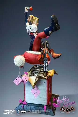 פסל אספנות גדול במהדורה מיוחדת Harley Quinn Arkham Knight 1:8 - הארלי קווין 32 ס