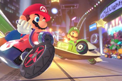 קונסולת משחק Nintendo Switch OLED 64GB עם Mario Kart 8 Deluxe 