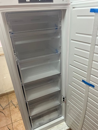 מקפיא 6 מגירות LAVAMAT NO FROST דגם LVF341