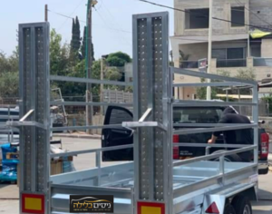 נגרר פתוח 2.5 טון עם סקטים