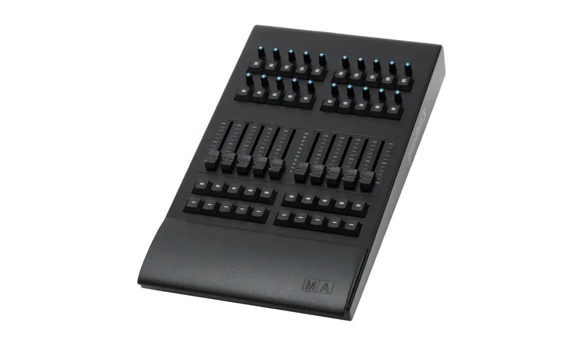 כנף פיידרים + ממשק DMX למחשב grandMA3 onPC fader wing