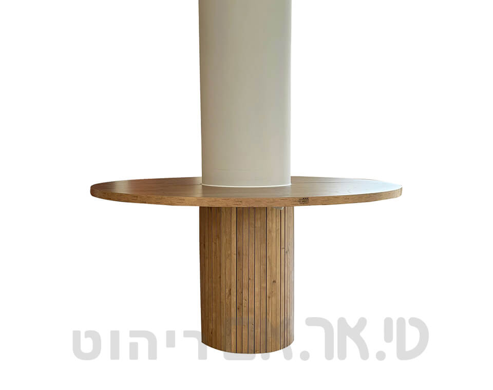 שולחן סביב עמוד