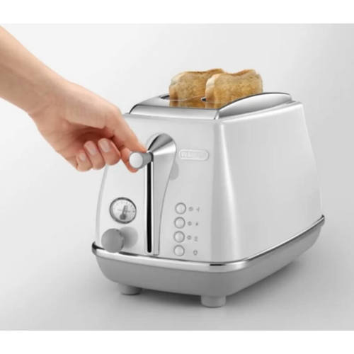 מצנם 2 פרוסות דגם CTOC2103.W DELONGHI בצבע לבן