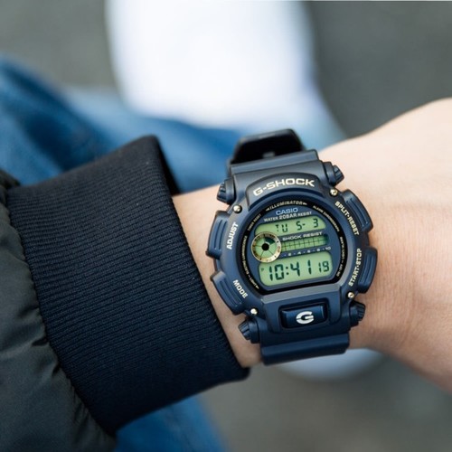 Casio DW9052GBX-1A9 מהרו להזמין