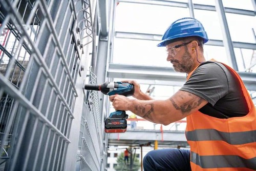 גוף מפתח רטיטה 1/2 נטען בראשלס BOSCH GDS 18V-1000 EC