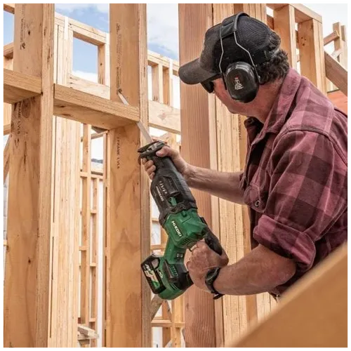 מסור חרב נטען היקוקי/היטאצ’י CR36DA עם שתי סוללות 36V 5AH ומטען מהיר