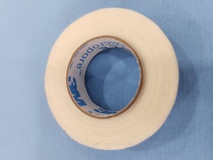 פלסטר מיקרופור להדבקת פטמת סיליקון/צינורית