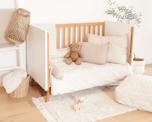 סט מצעים למיטת תינוק 3 חלקים 100% כותנה ג'רזי מקולקציית Sketch & Grid - אבן משבצות