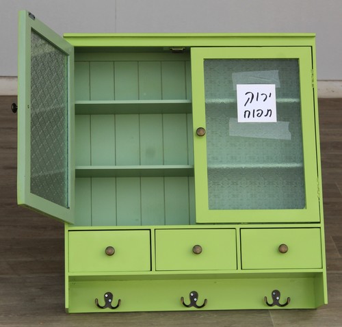 מדף ארונית וזכוכית סבתא