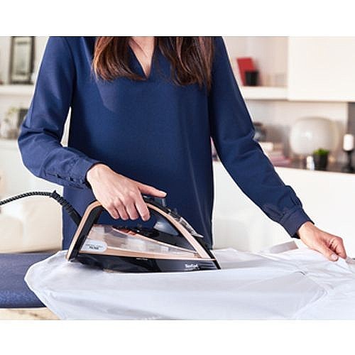 מגהץ ‏אדים Tefal דגם FV9848