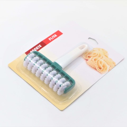 גלגל  7 גלגלים פלסטיק לבצק 2020-9-97