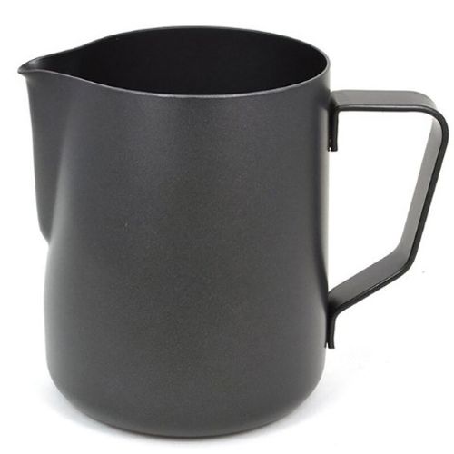 כד הקצפה נירוסטה שחור 600 מ